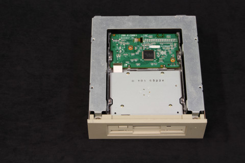 Teac_FD-235HF_3_mit_Rahmen