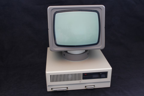 DSE K5651.10+MON K7222.23