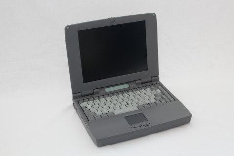 I0003_Maxdata_Artist_5024
