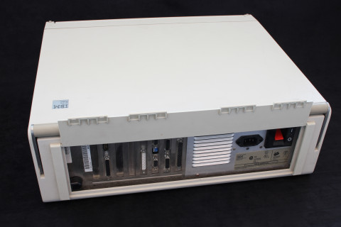 I00306_IBM_Portable_Personal_Computer_obere_Oeffnung