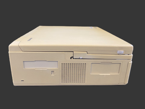 I00309_Toshiba_T6600C_linkeSeite