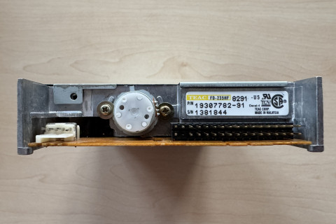 I00048_Teac_FD-235HF_1_Typenschild