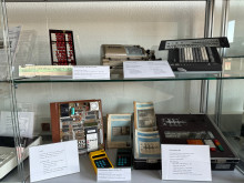 Vitrine1_rechte_Seite
